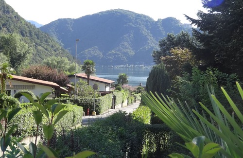 Lavena Ponte Tresa House | Charming cottage overlooking the lake