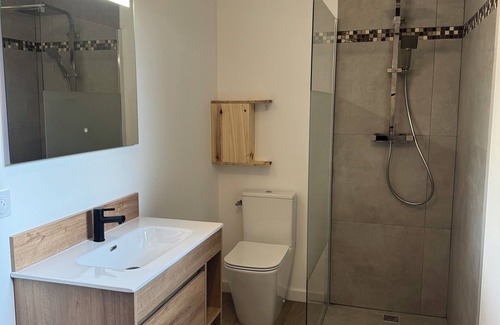 Jurancon Apartment | Charming cottage 5 minutes from Pau