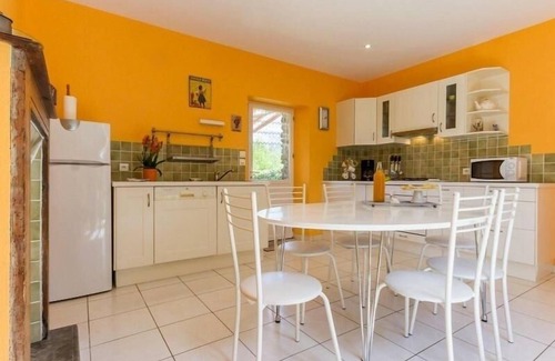 Crossac Cottage | Charming Cottage in Brière Park with Private Garden and Modern Amenities