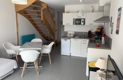Quend-Plage-les-Pins House | Charming Cottage in Quend-Plage: 2BR, Parking, Garden
