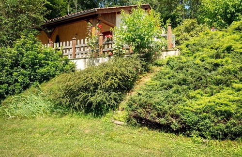 Tursac Cottage | Charming Cottage in the Heart of Vézère Valley with Terrace, BBQ, and WiFi