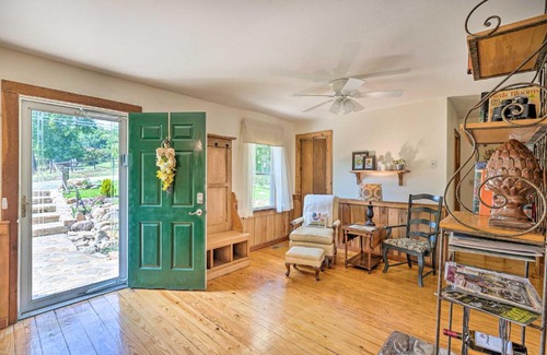 Nellysford House | Charming Cottage Less Than 10 Mi to Wineries and Skiing!