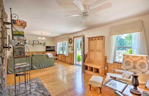 Nellysford House | Charming Cottage Less Than 10 Mi to Wineries and Skiing!