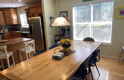 Shelby Cottage | Charming Cottage Luckyville with access to Lake Michigan