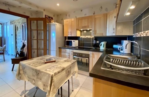 Blavozy Cottage | Charming Cottage Near Puy-en-Velay with Private Terrace and Modern Amenities