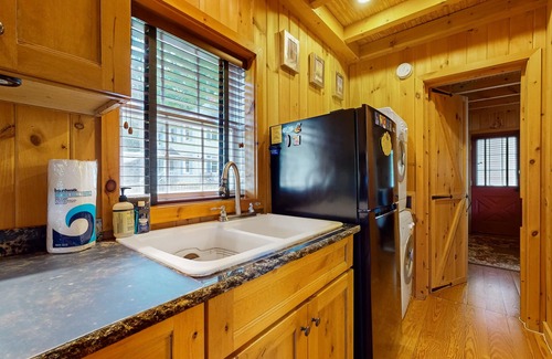 Diamond Point Cottage | Charming cottage with a cozy, welcoming vibe