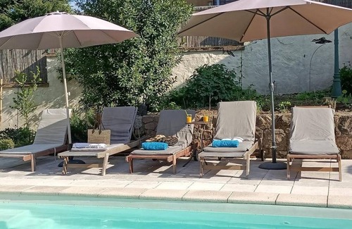 Arfeuilles Cottage | Charming Cottage with Shared Pool, Garden, and Nordic Bath in Bourbonnaise Mountains