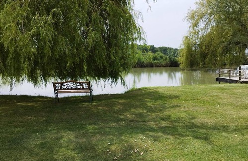 Naussannes Cottage | Charming Cottage with Pool & Private Lake near Scenic Dordogne