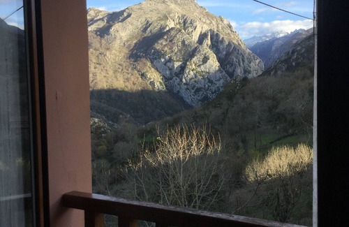 Santovena House | Charming cottage with amazing views in a quiet mountain village