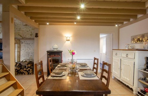 Tocane-Saint-Apre Cottage | Charming Cottage with Pool in Countryside, Near Périgueux – Sleeps 4, Pet-Friendly