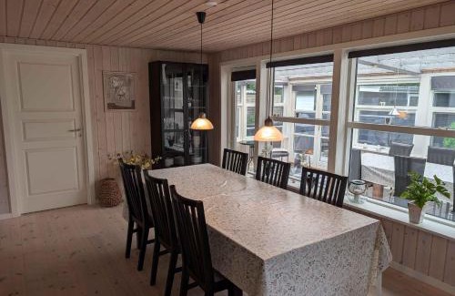 Logstor House | Charming Cottage With Large Fenced Garden