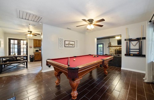 Fellowship House | Charming Cottage With Pool Table 15 Min From WEC