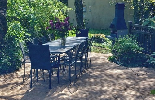 Vinon Cottage | Charming Cottage with Spa, Billiards, Garden and Ping-Pong