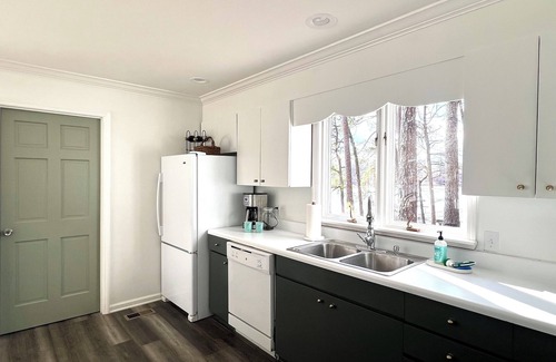 Jasper House | Charming Cottage with Stunning Point Views, Flat Lot, Walk-in Water, and a Dock!