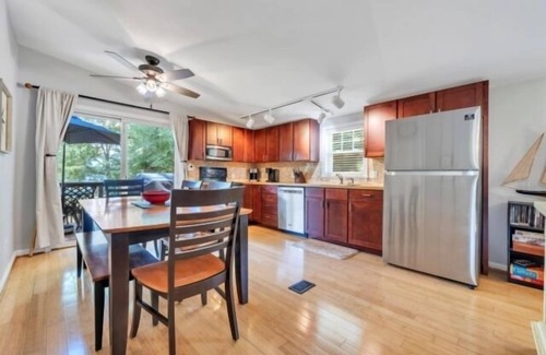 Moneta House | Charming Cottage with Wifi, Screened Porch Just Feet From the Lake