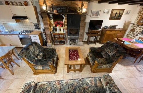 La Petite-Marche Cottage | Charming Country Home with Garden, Fireplace, and Modern Amenities