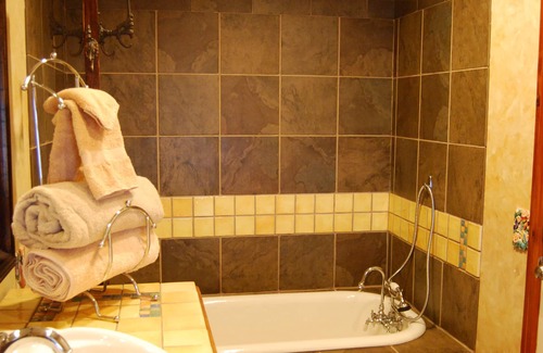 Newport Other | Charming country accommodations at Brookside Acres/horse and rider accommodation