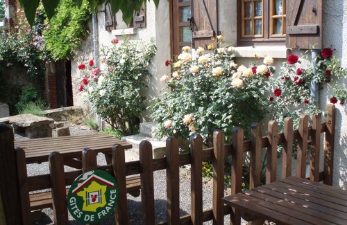 Saint-Chamond Cottage | Charming Country Cottage with Terrace, Near Trails and St-Etienne