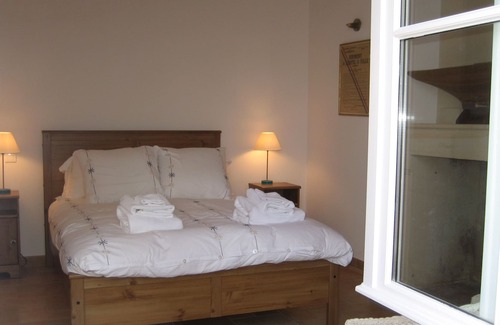 Semoussac House | Charming Country House with heated pool and large garden