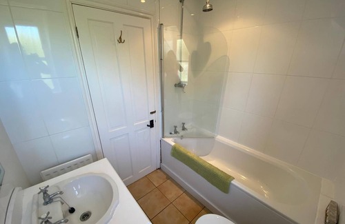 Plummers Plain House | Charming Country House, Heated Pool, Gated Entrance, Secure Parking, Sleeps 8