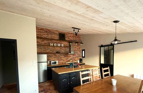 Falleron Cottage | Charming Countryside Home: 3 BR, Garden, BBQ, Near Beaches & Farms
