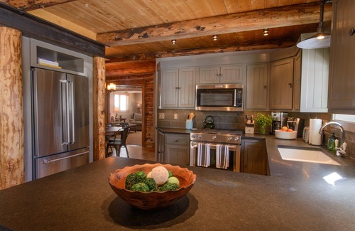 Crested Butte House | Charming & cozy house. Great location in town with relaxing patio and hot tub.
