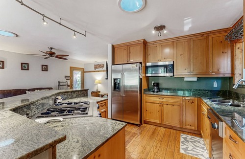 Pioneer Trail House | Charming Dog-Friendly Home Steps from Hiking Trails - private W/D