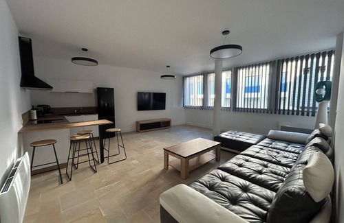 Bourges Apartment | Charming downtown apartment