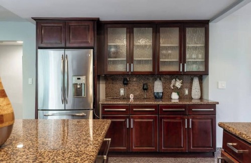 Valley Glen House | Charming Duplex Home in Sherman Oaks