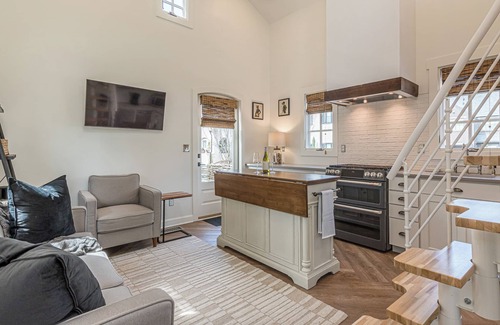 Fayetteville House | Charming European Micro Home Located in the Town of Trilith