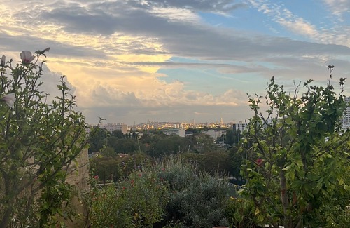 Epinay-sur-Seine Apartment | Charming F2 a stone's throw from Paris and Stade de France