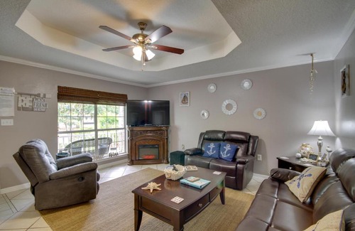 Pass Christian House | Charming Family Cottage Near Pass Christian Beach!