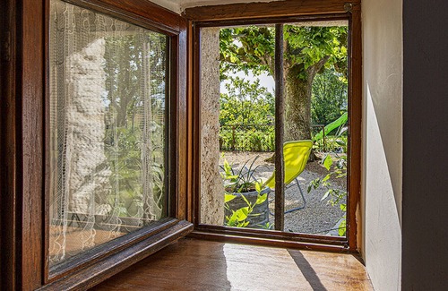 Cour-Cheverny Cottage | Charming Family-Friendly Cottage Near Loire Castles with Garden and Kids' Activities