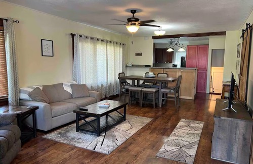 North Platte House | Charming family home less than 10 min from I-80