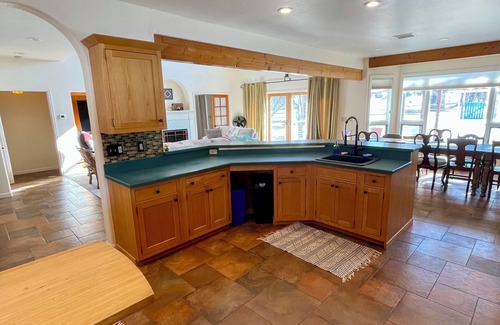 Lakewood Other | Charming Farm House Retreat!