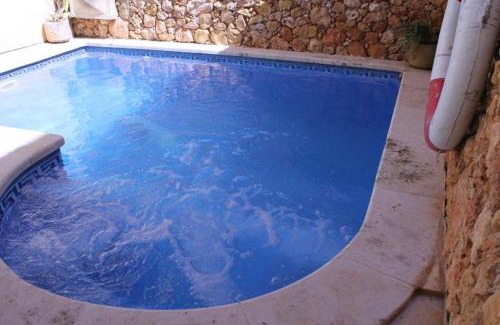 Santu Pietru House | Charming Farmhouse in Gharb