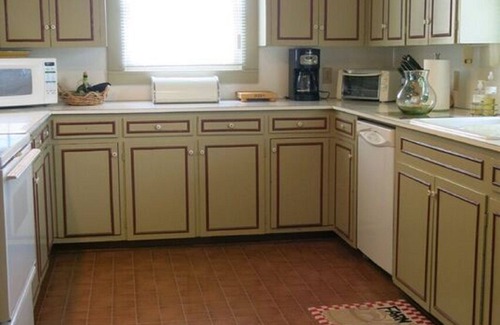 Burton House | Charming Farmhouse Near Round Top With One-of-a-Kind Views!