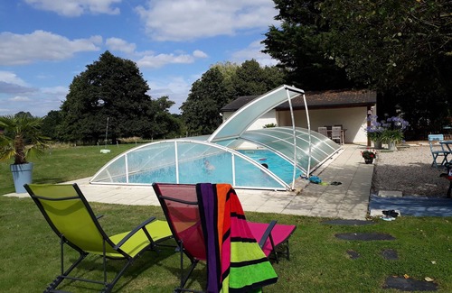 Bonnoeuvre Cottage | Charming Farmhouse with Pool, Garden, and Play Areas in Vallons-de-l'Erdre