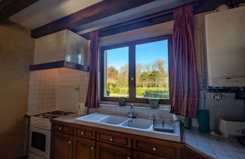 Mouhers Cottage | Charming Farmhouse with Pool, Sports Facilities & Scenic Views in Mouhers, France