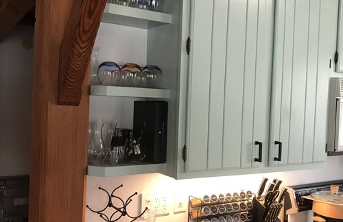 Hammondsport Cottage | Charming Finger Lakes cottage with 3 levels of lakefront views for all seasons