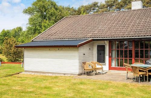 Houvig Strand House | Charming Fjord Cottage-By Traum