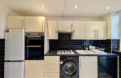 Redbridge House | Charming flat in Somersby Gardens