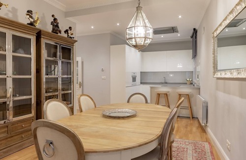 San Francisco Apartment | Charming flat in Casco Viejo with parking