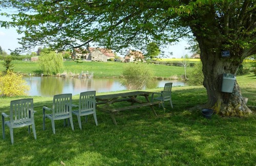 Bourbon-l'Archambault Cottage | Charming Restored Farmhouse with Pond View, BBQ, Play Area, and Fishing Included