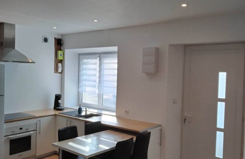 Le Bourgneuf-la-Foret House | Charming village house with shops within walking distance