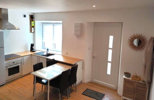 Le Bourgneuf-la-Foret House | Charming village house with shops within walking distance