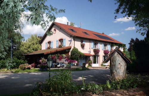 Provencheres-et-Colroy Cottage | Charming gîte in an old Vosges farmhouse isolated from the village
