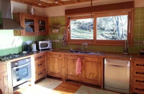 Saint-Alban-sur-Limagnole House | Charming wooden house in a green setting