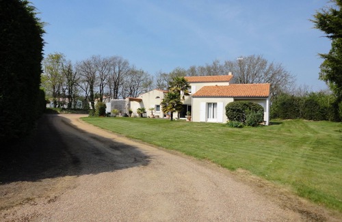 Talmont-Saint-Hilaire Cottage | Charming cottage for your vacation, calm near the sea, large beach. Proxi Les Sables.