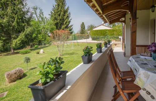 Villefranche-du-Perigord House | Charming Retreat in Dordogne